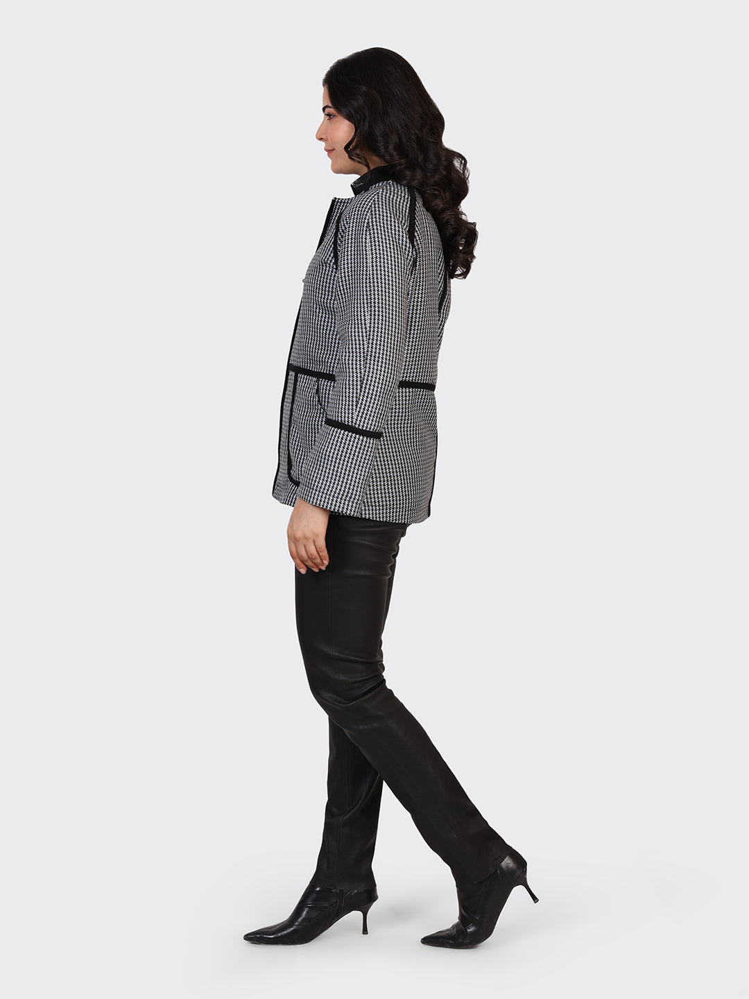 LADIES WOOLLEN JACKET-CROSS