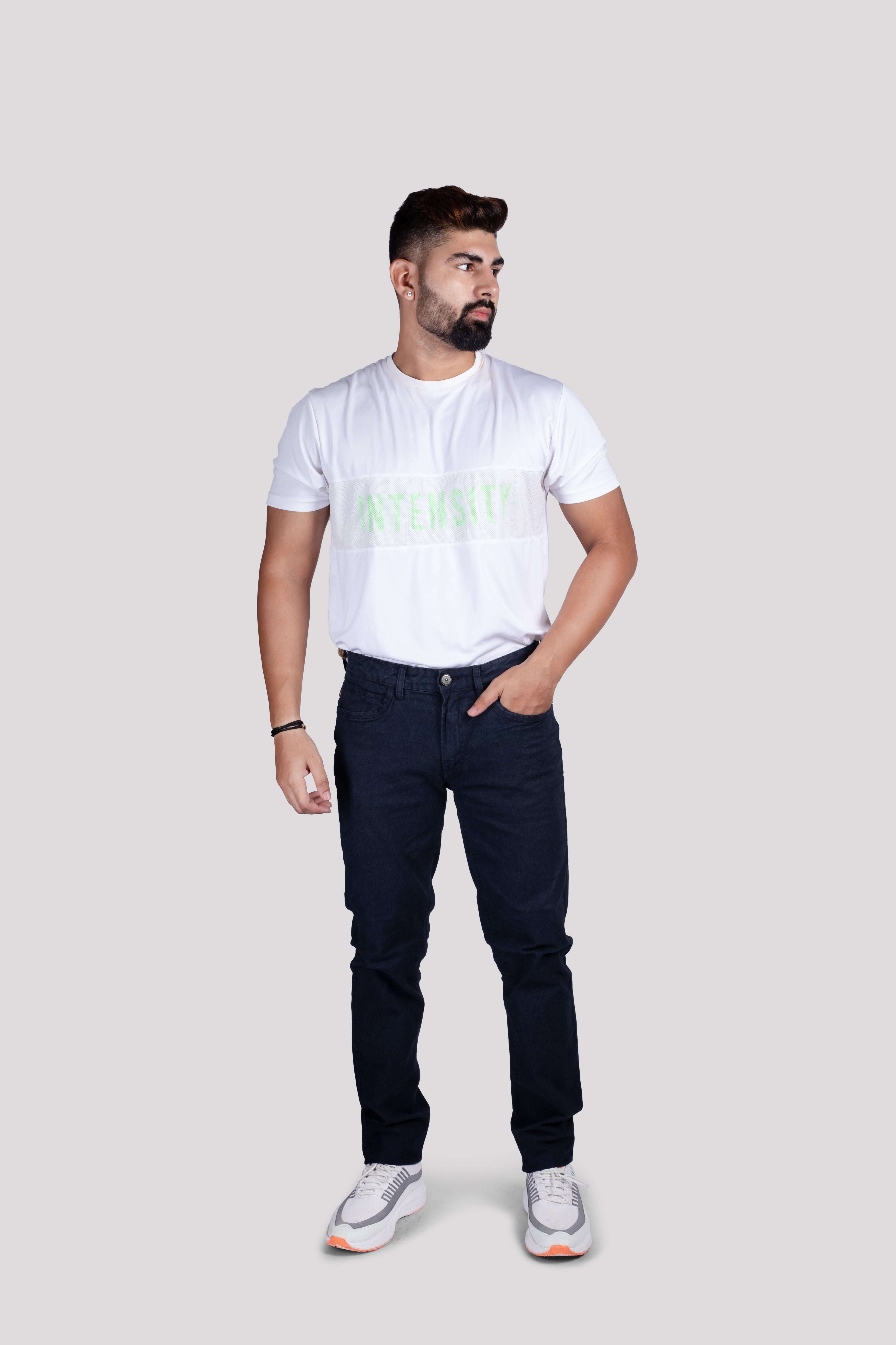 MEN RELAXED FIT CLEAN LOOK LIGHT FADE COTTON JEANS