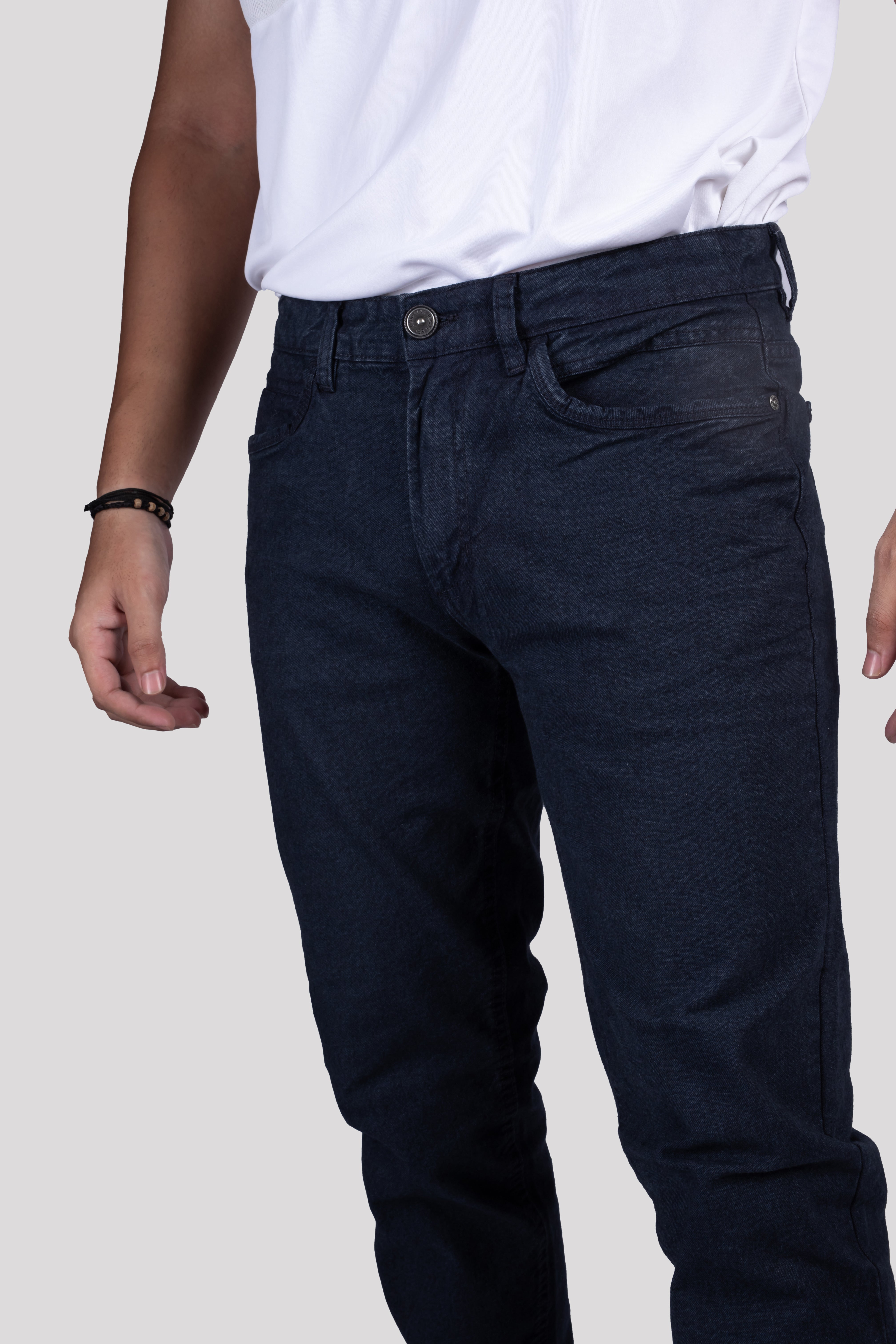 MEN RELAXED FIT CLEAN LOOK LIGHT FADE COTTON JEANS