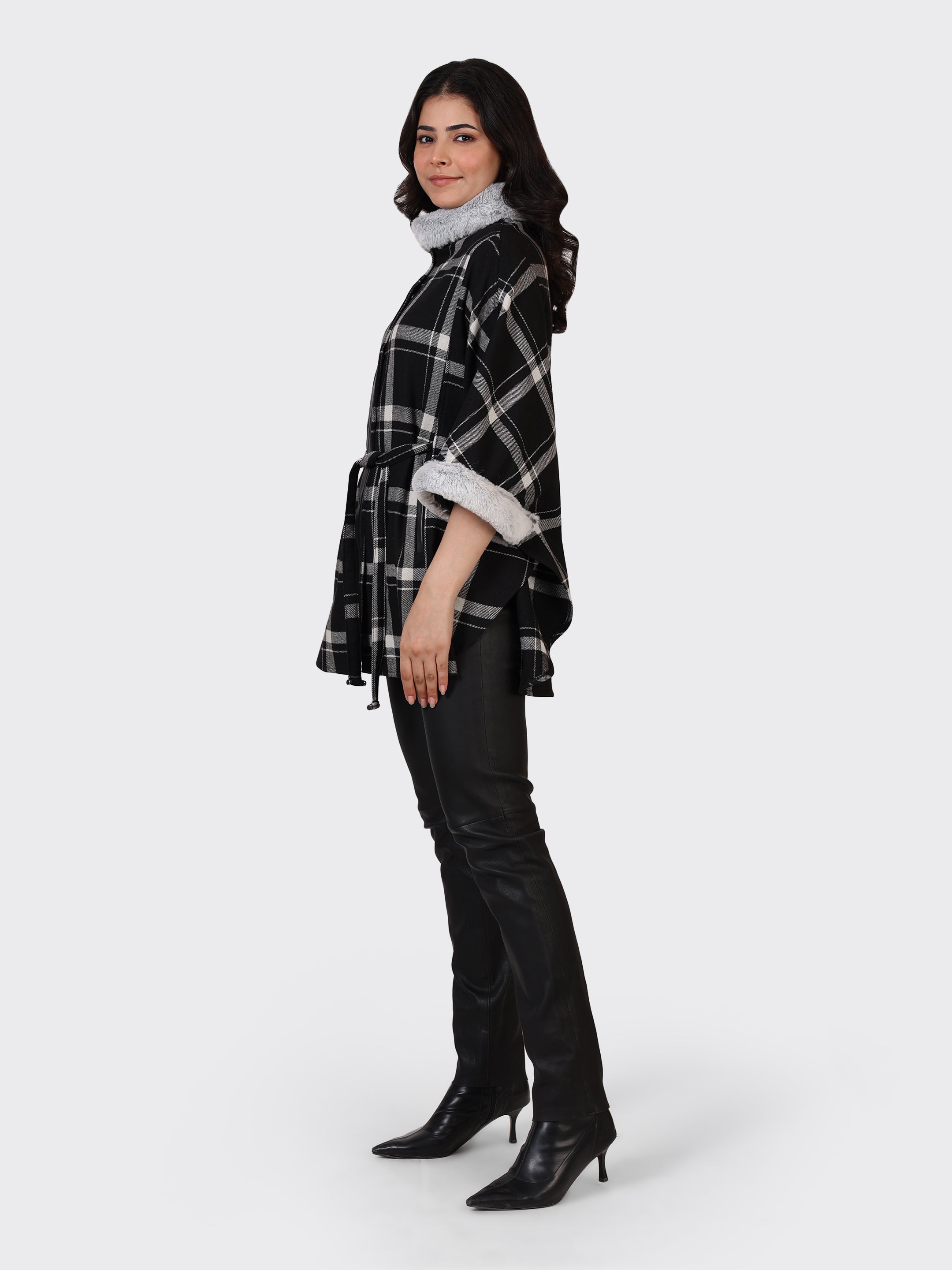 LADIES CAPE WOOLLEN JACKET-CHECK