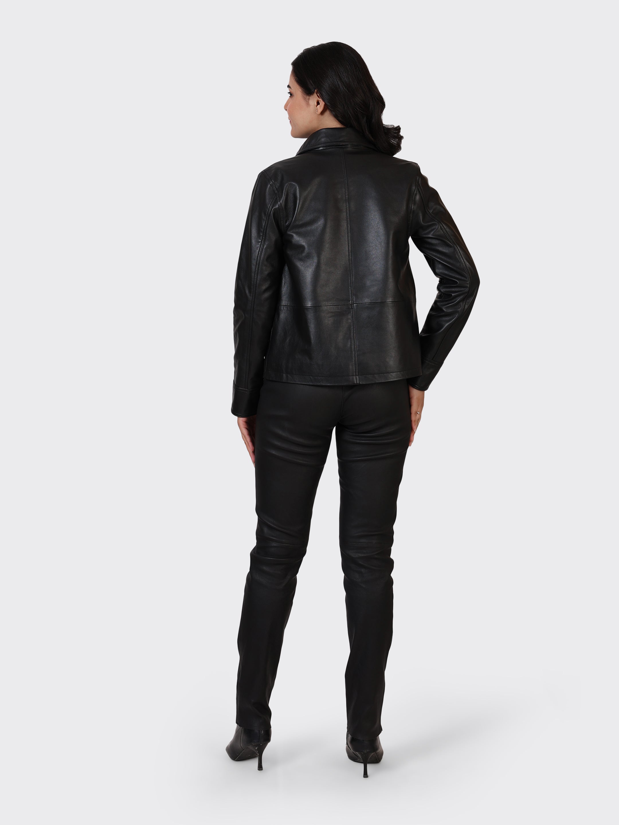 LADIES LEATHER JACKET-BLACK