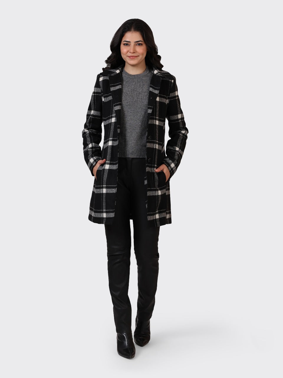 LADIES WOOLEN JACKET-CHECK