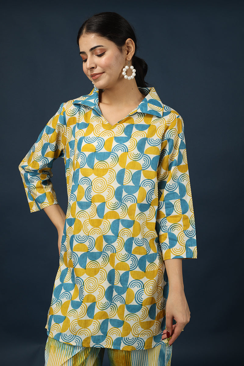Yellow Blue Abstract Pattern Printed Kurta Pyjama Set