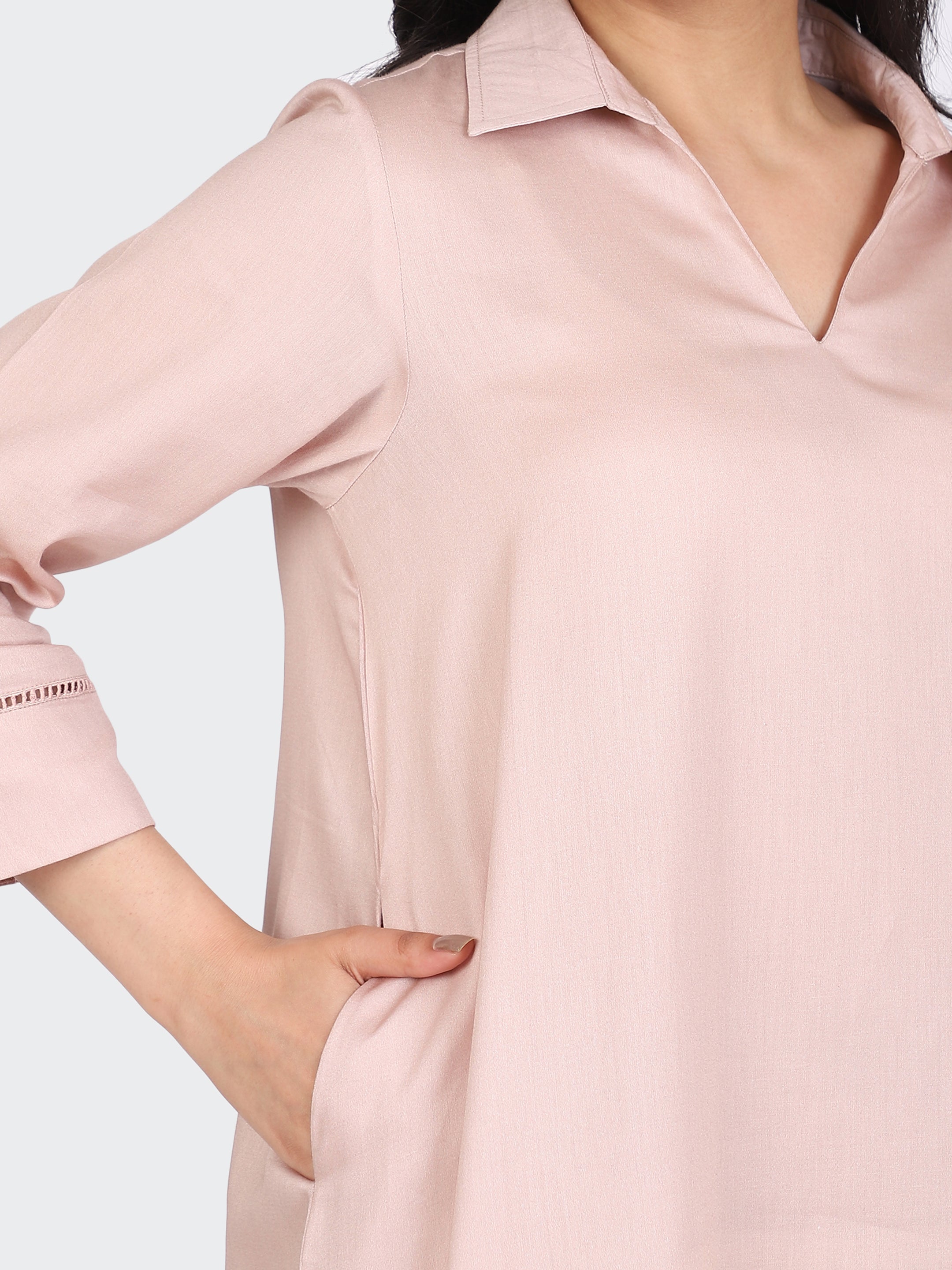 COLLARED DRESS FEATURING LACE ON SLEEVES AND BOTTOM-DUSTY ROSE