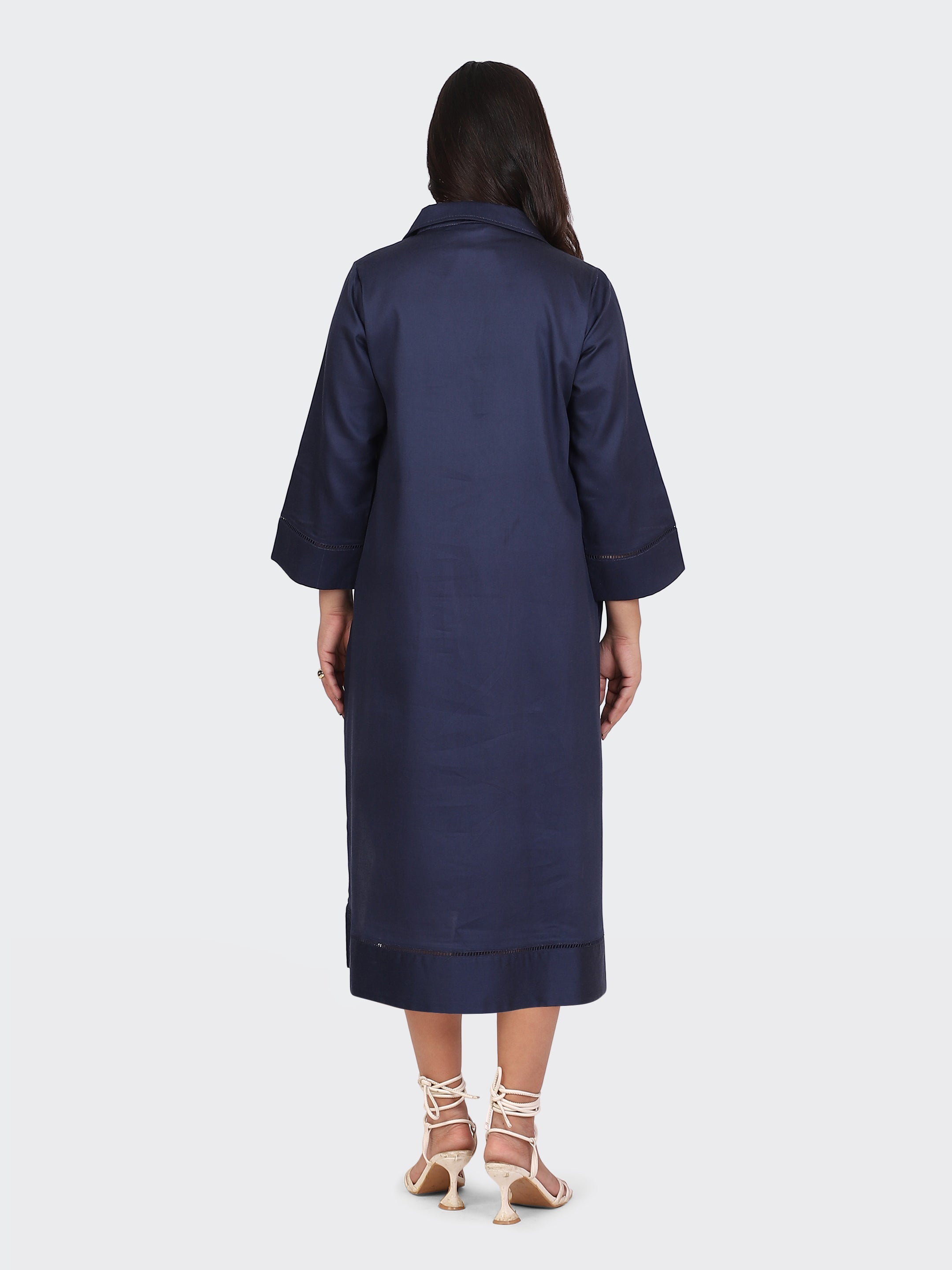 COLLARED DRESS FEATURING LACE ON SLEEVES AND BOTTOM-NAVY