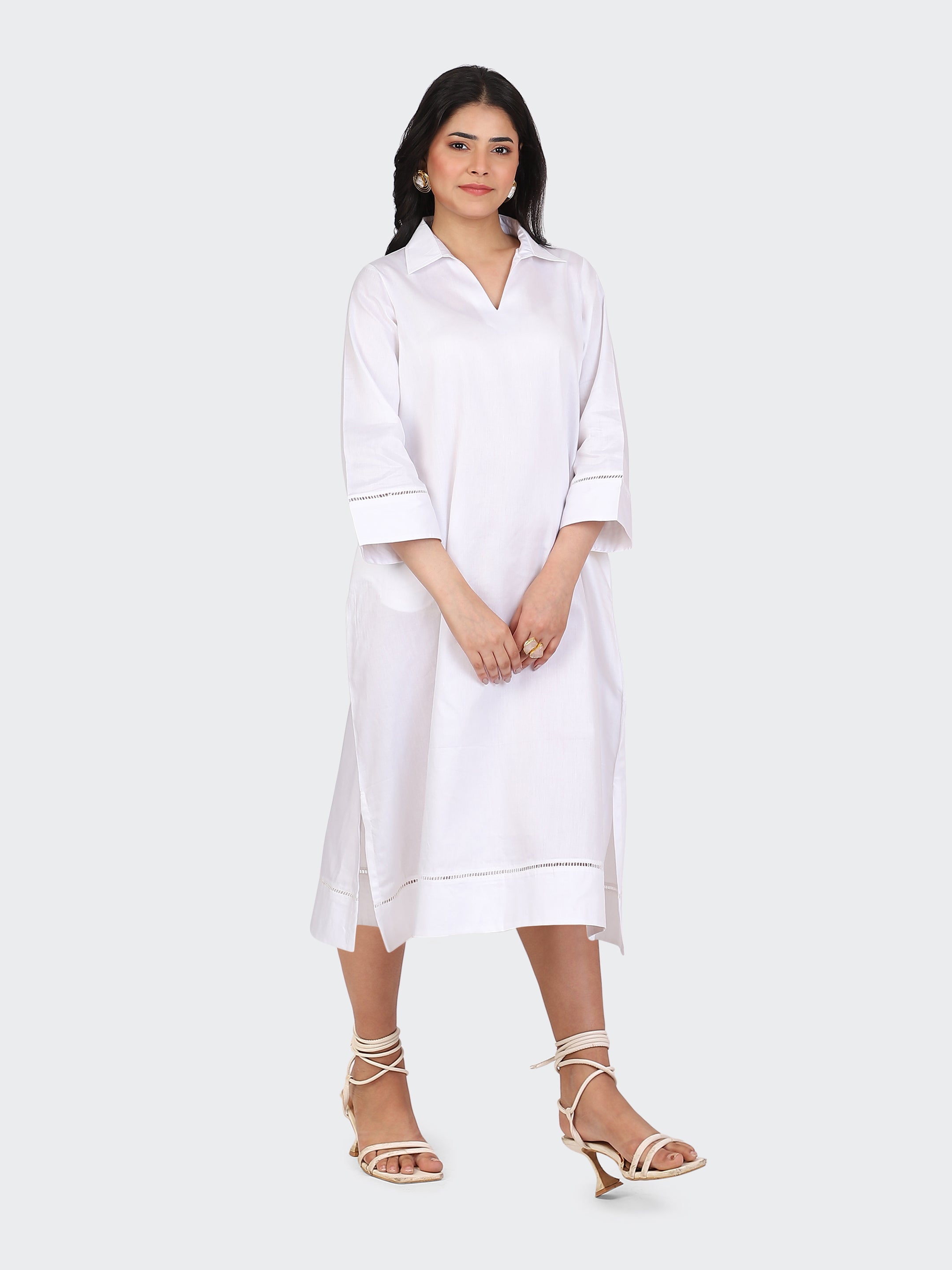 COLLARED DRESS FEATURING LACE ON SLEEVES AND BOTTOM-WHITE