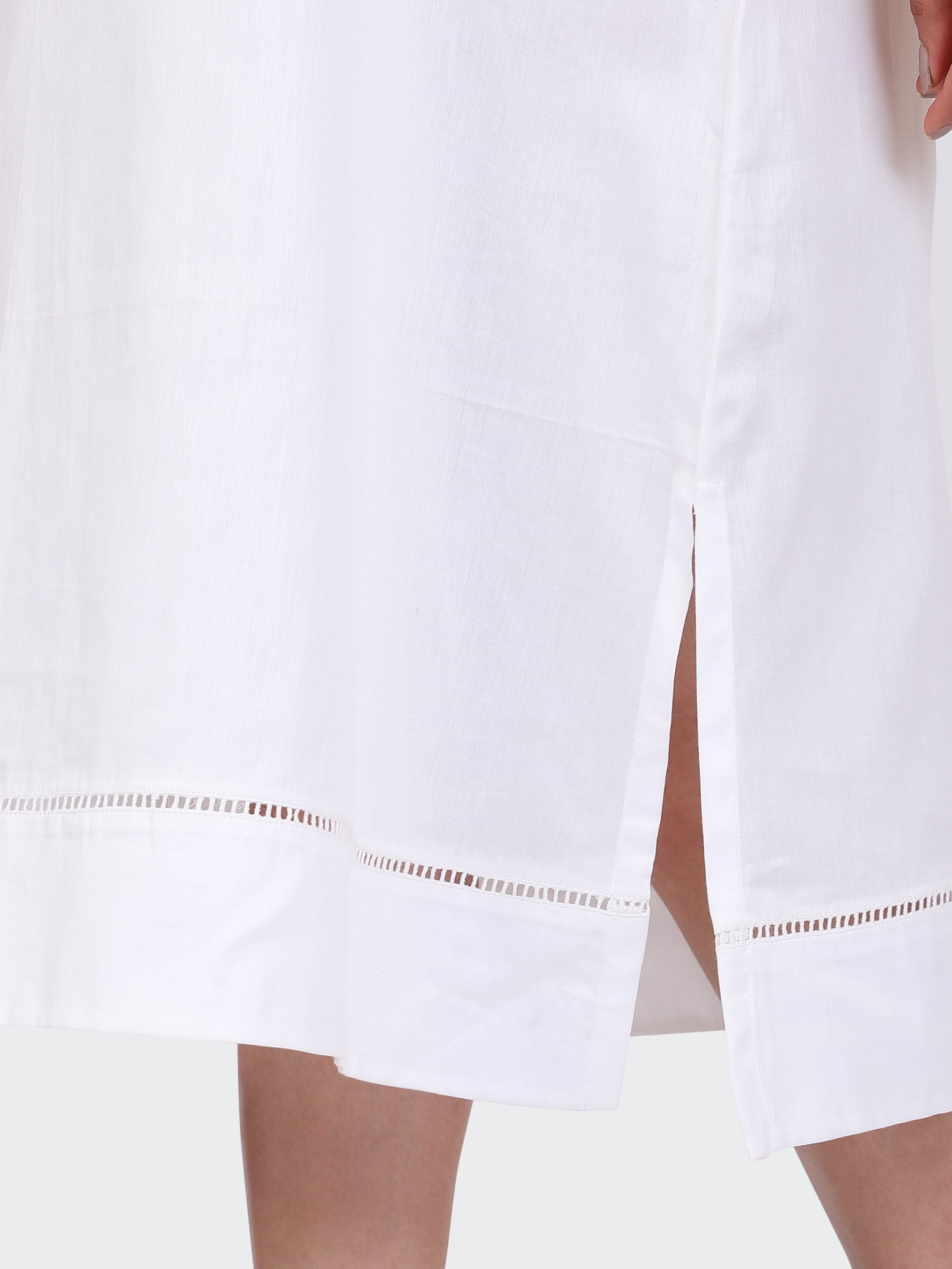 COLLARED DRESS FEATURING LACE ON SLEEVES AND BOTTOM-WHITE