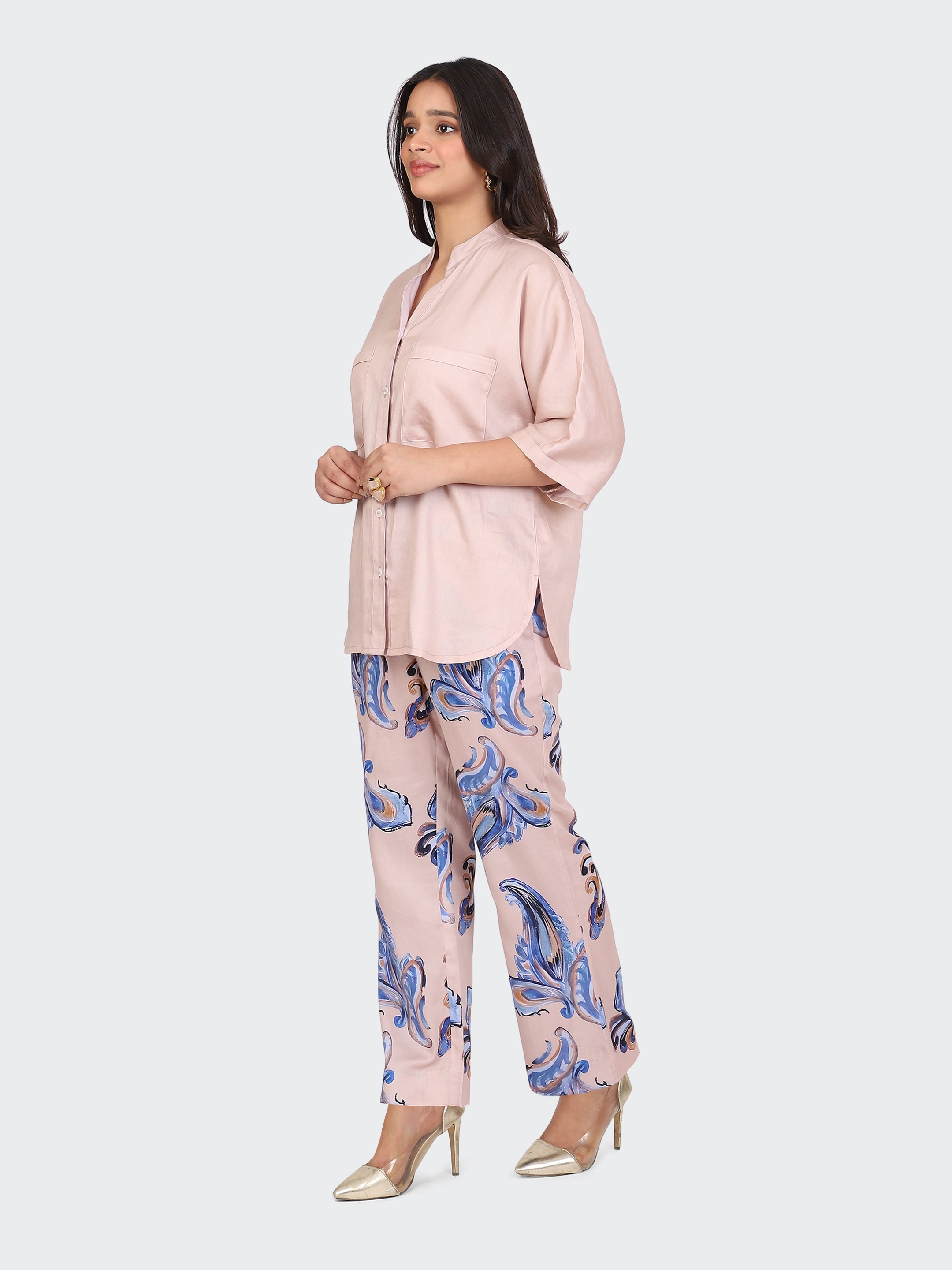 CO-ORDS KIMONO SLEEVES AND DECORATIVE LACE AT BACK-DUSTY ROSE