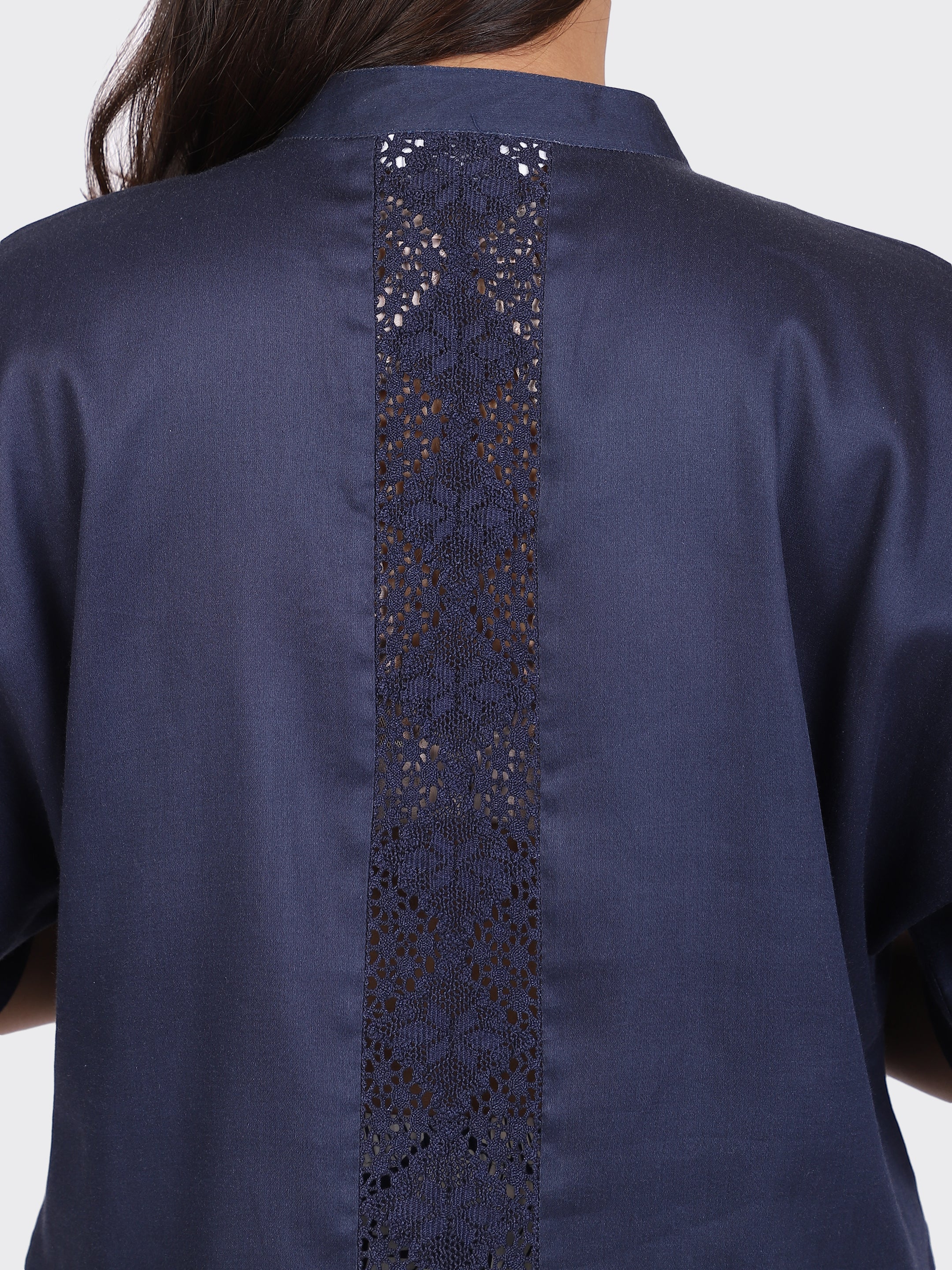 CO-ORDS KIMONO SLEEVES AND DECORATIVE LACE AT BACK-NAVY