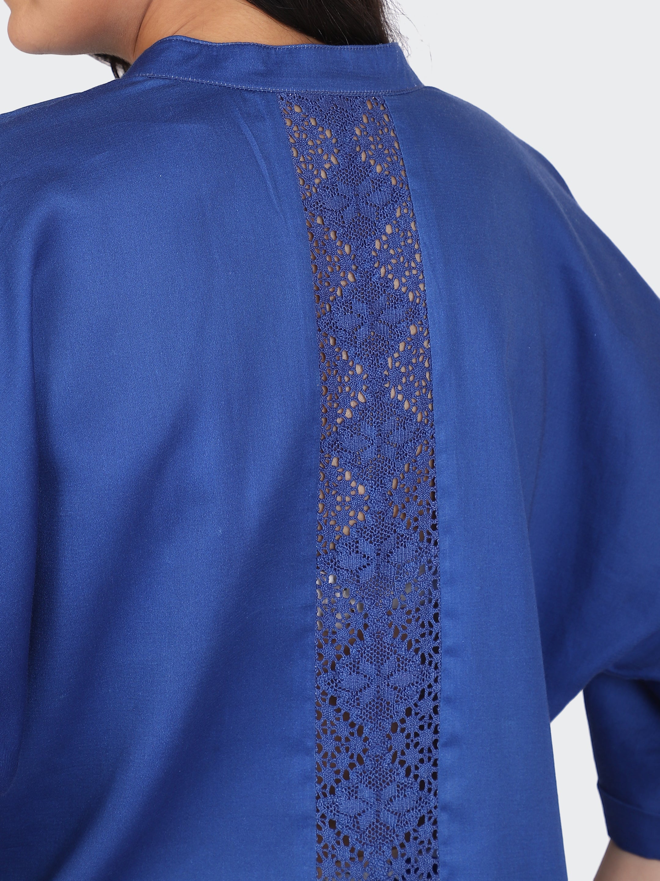 CO-ORDS KIMONO SLEEVES AND DECORATIVE LACE AT BACK-ROYAL BLUE