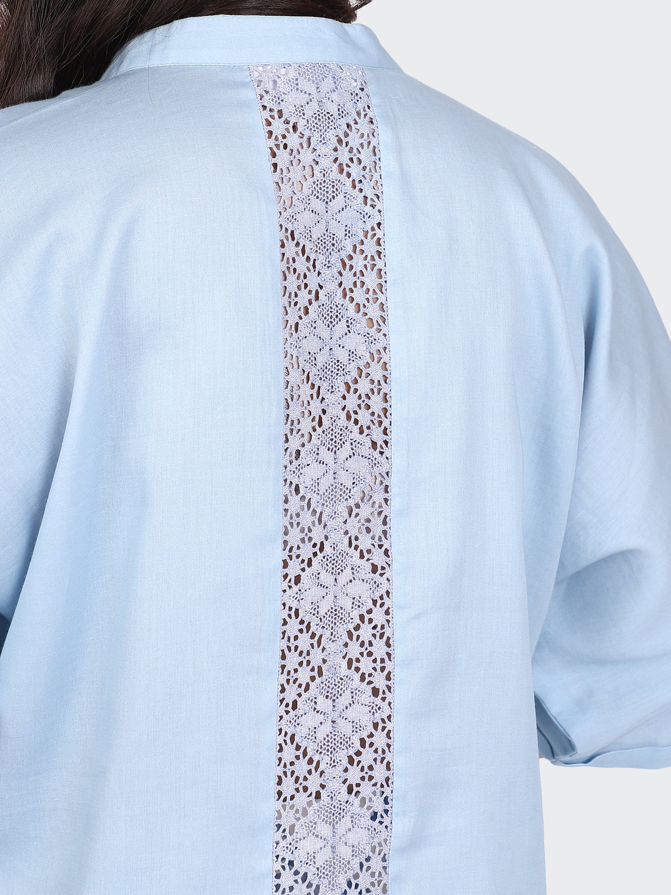 CO-ORDS KIMONO SLEEVES AND DECORATIVE LACE AT BACK-SKYBLUE