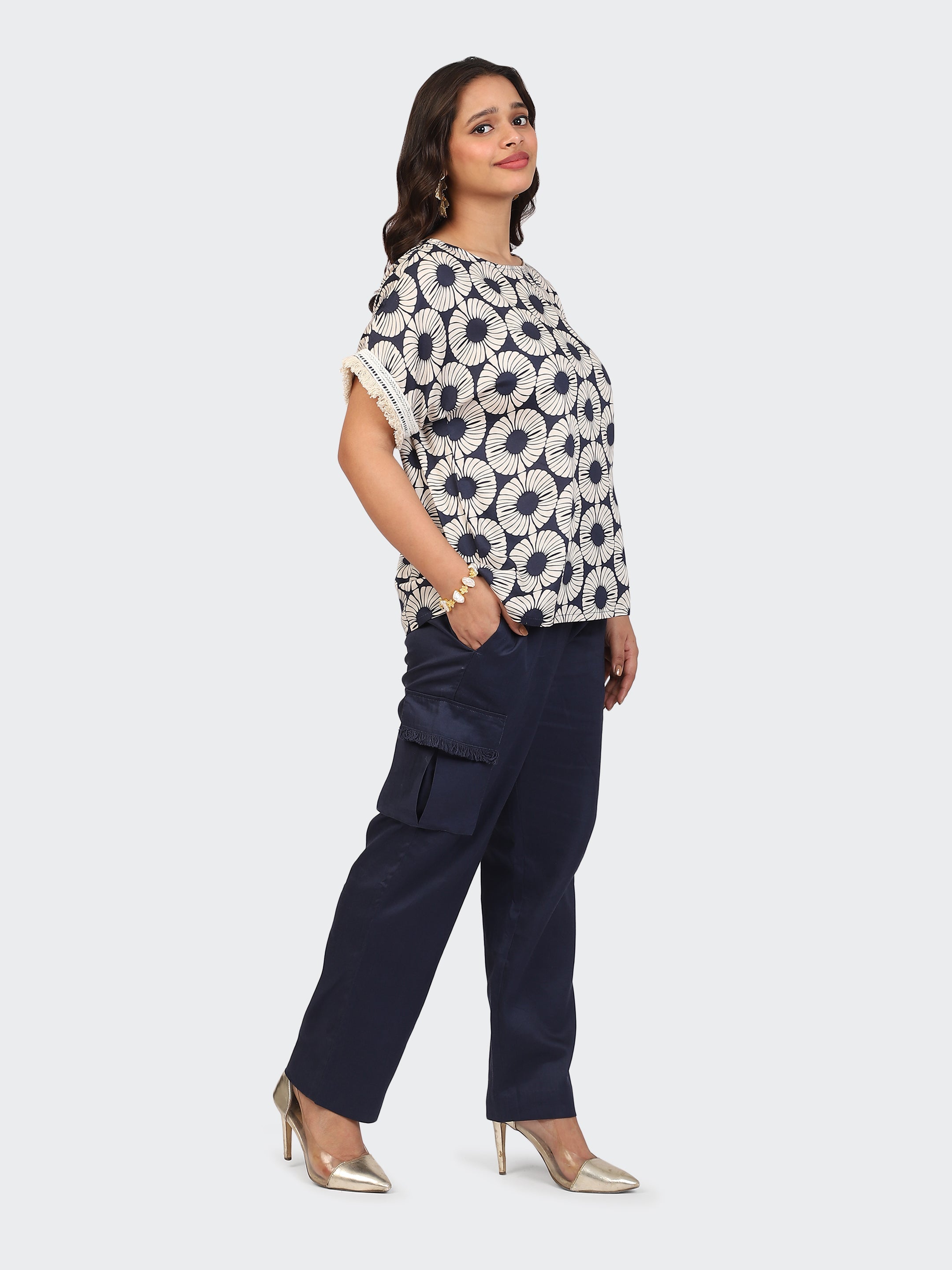 CO-ORDS BOHEMIAN LOOK, PANT FEATURING CARGO POCKET ON SIDE-NAVY