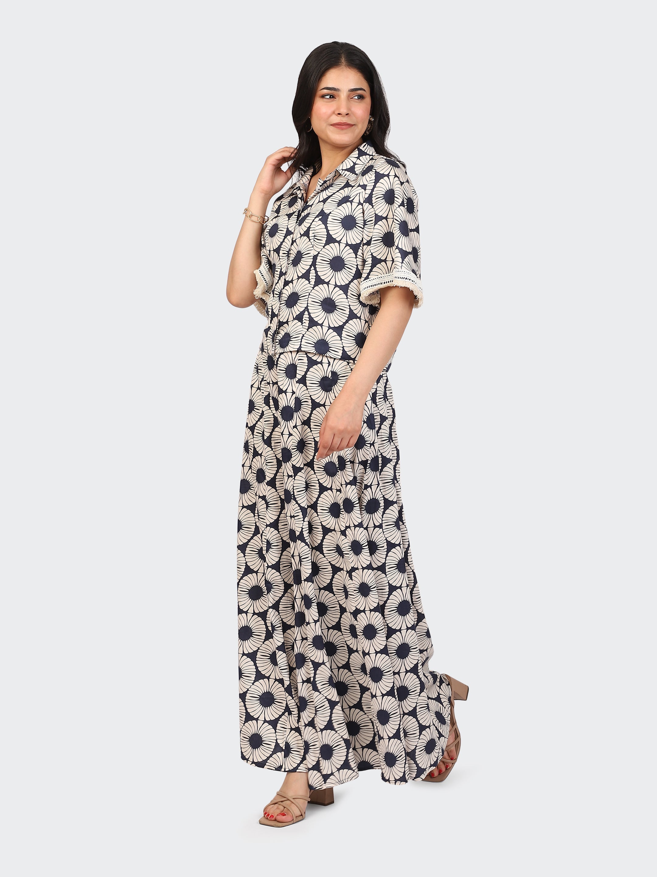 CO-ORDS BOHEMIAN LOOK, SHORT TOP, AND SHARARA PANT-NAVY