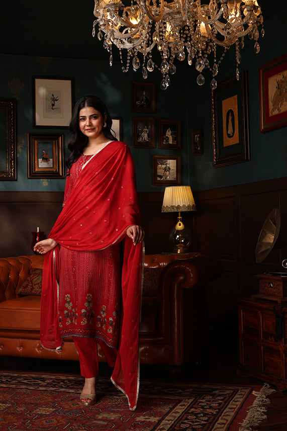 KURTA SET FEATURING HAND-EMBROIDERED FRONT, DUPATTA WITH HAND EMBROIDERY,LACE ALL AROUND-RED