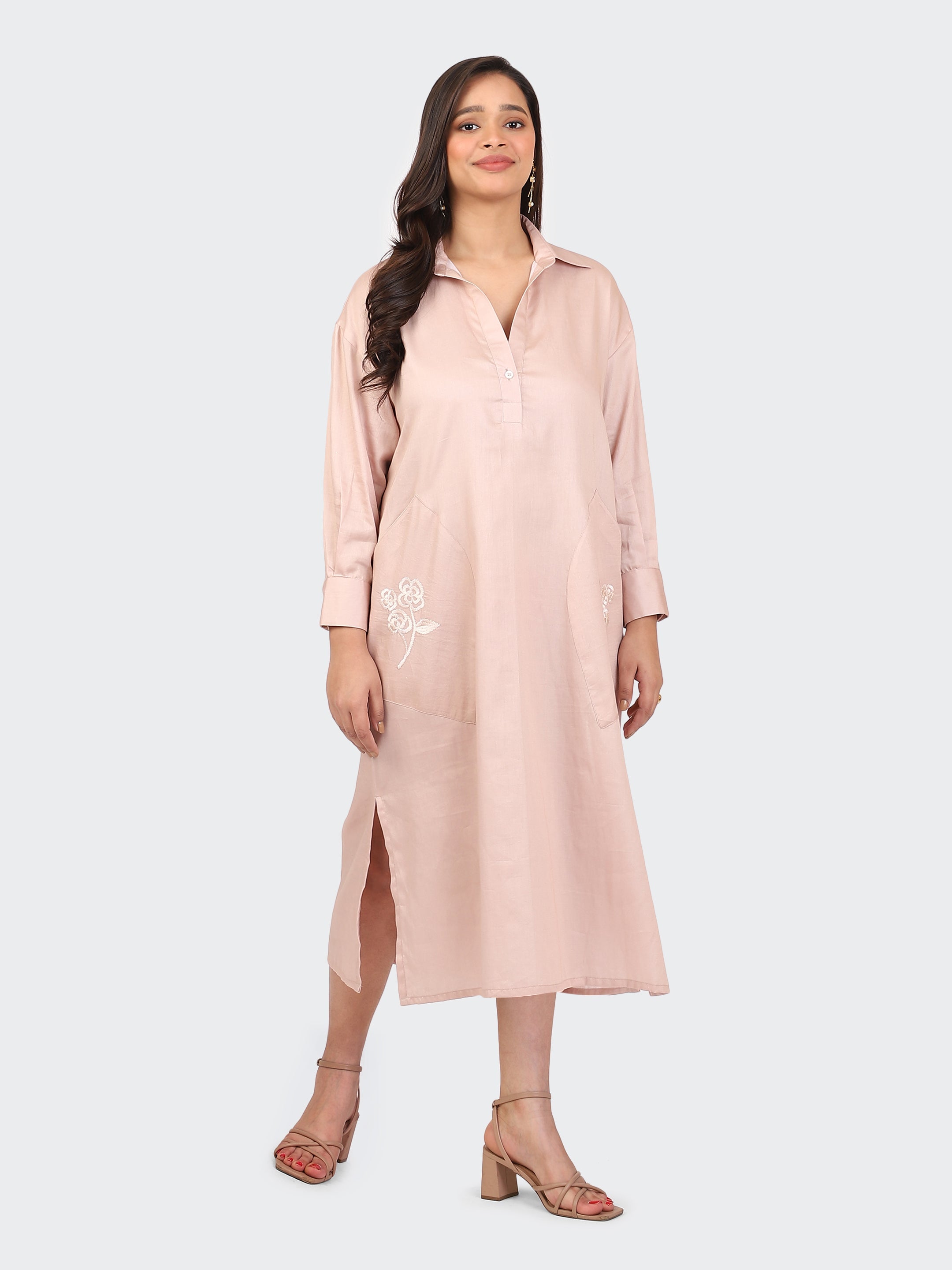 OVERSIZED CALF-LENGTH DRESS FEATURING EMBROIDERED POCKETS-DUSTY ROSE