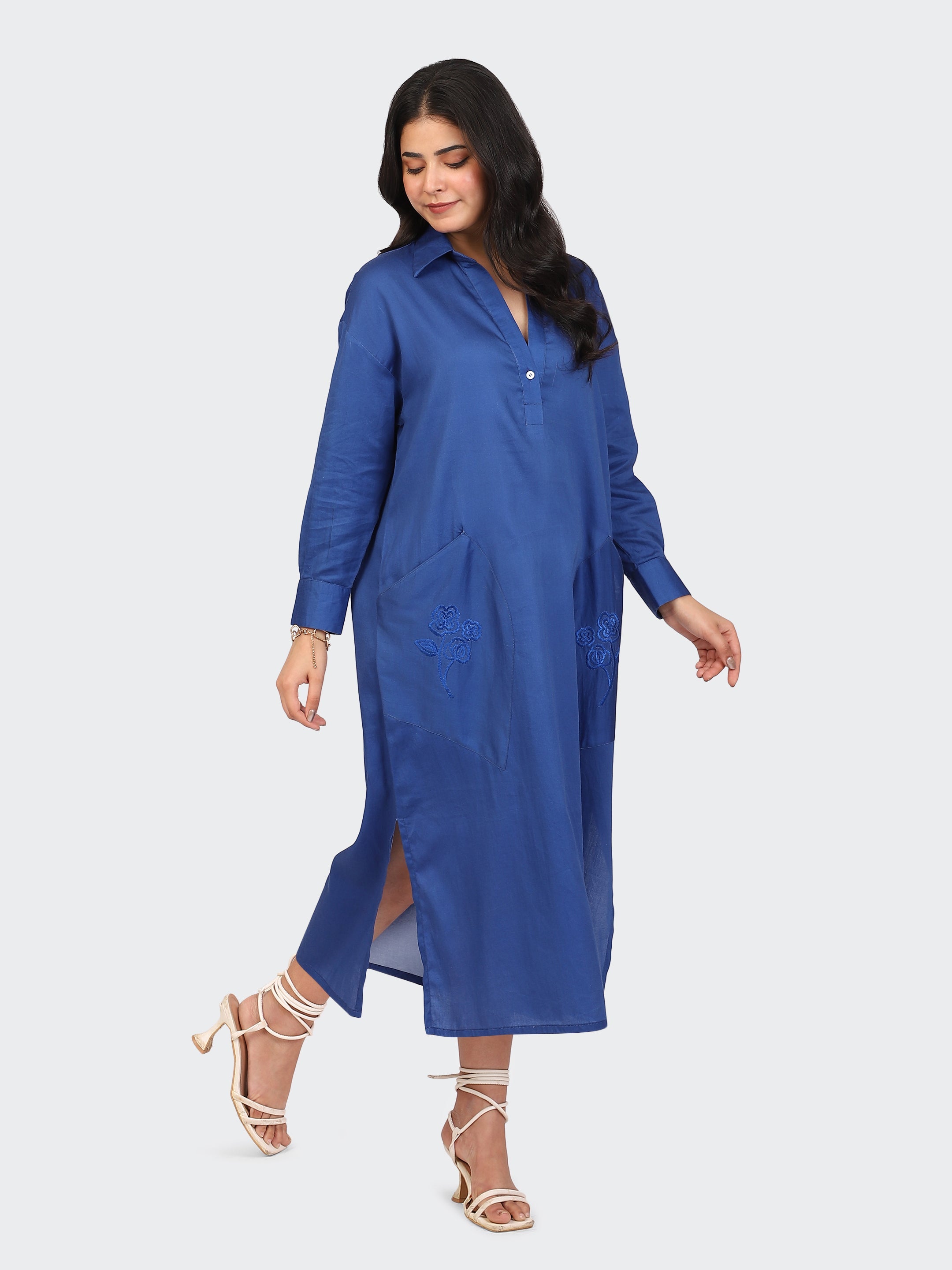 OVERSIZED CALF-LENGTH DRESS FEATURING EMBROIDERED POCKETS-ROYAL BLUE