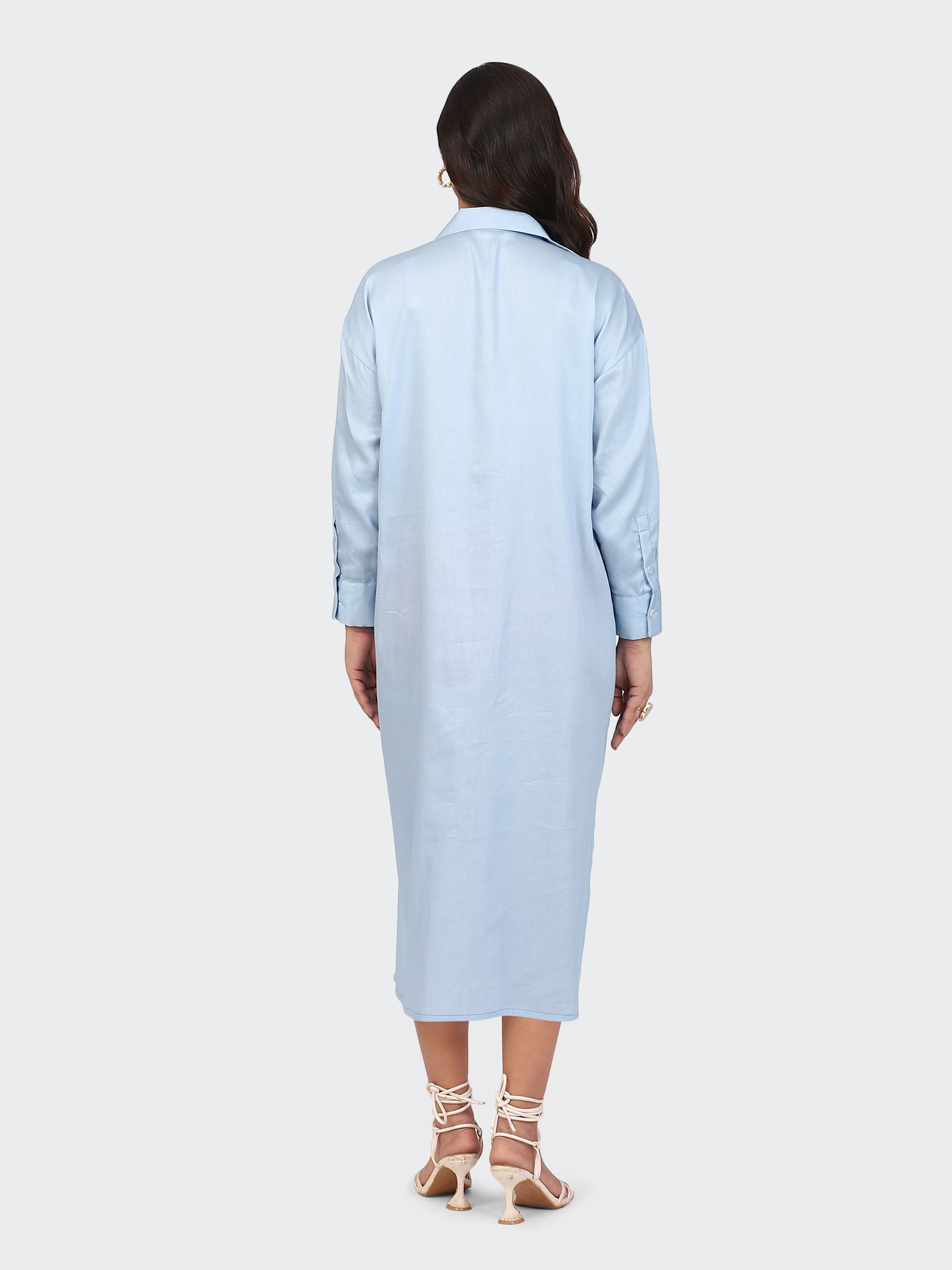 OVERSIZED CALF-LENGTH DRESS FEATURING EMBROIDERED POCKETS-SKYBLUE