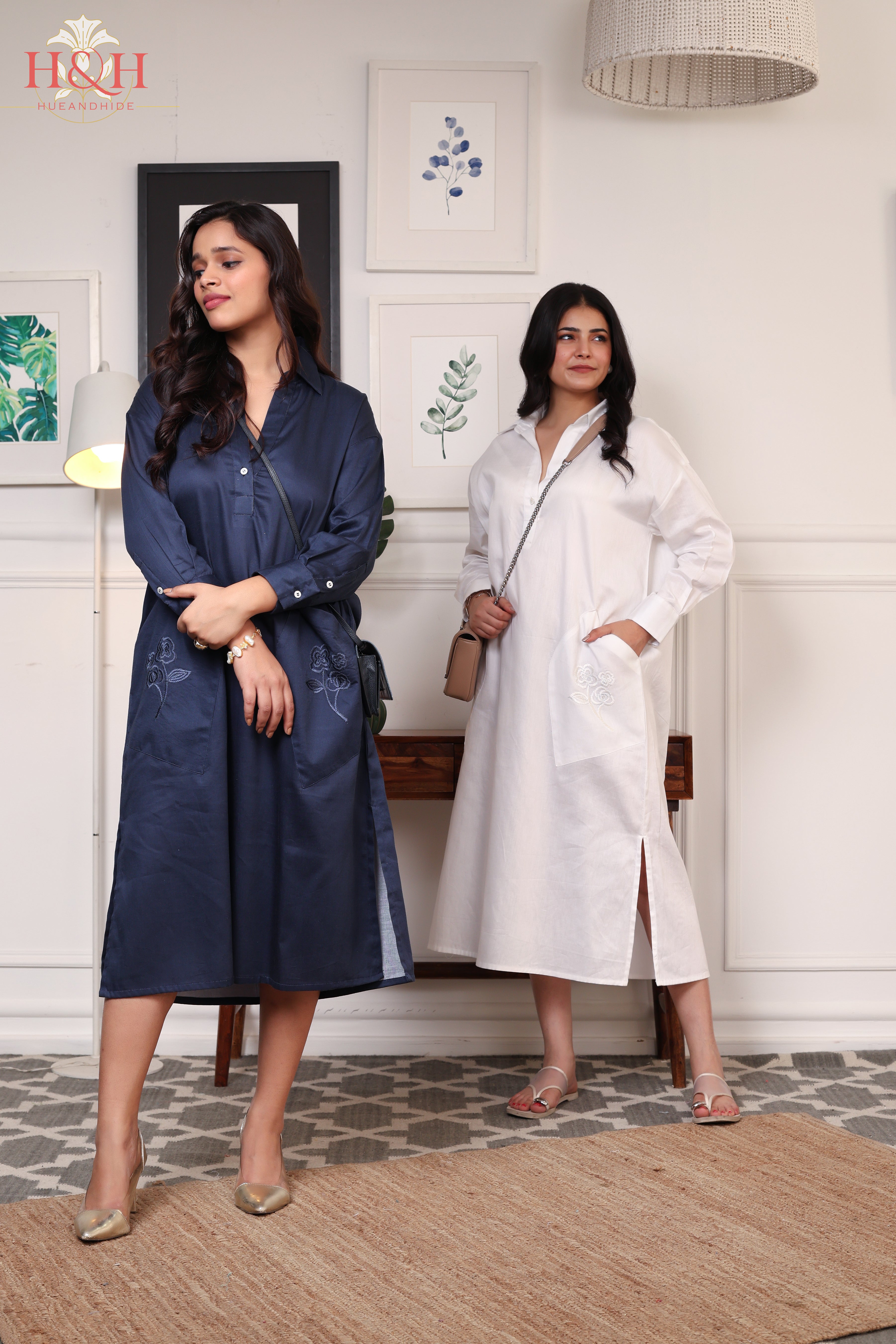 OVERSIZED CALF-LENGTH DRESS FEATURING EMBROIDERED POCKETS-NAVY