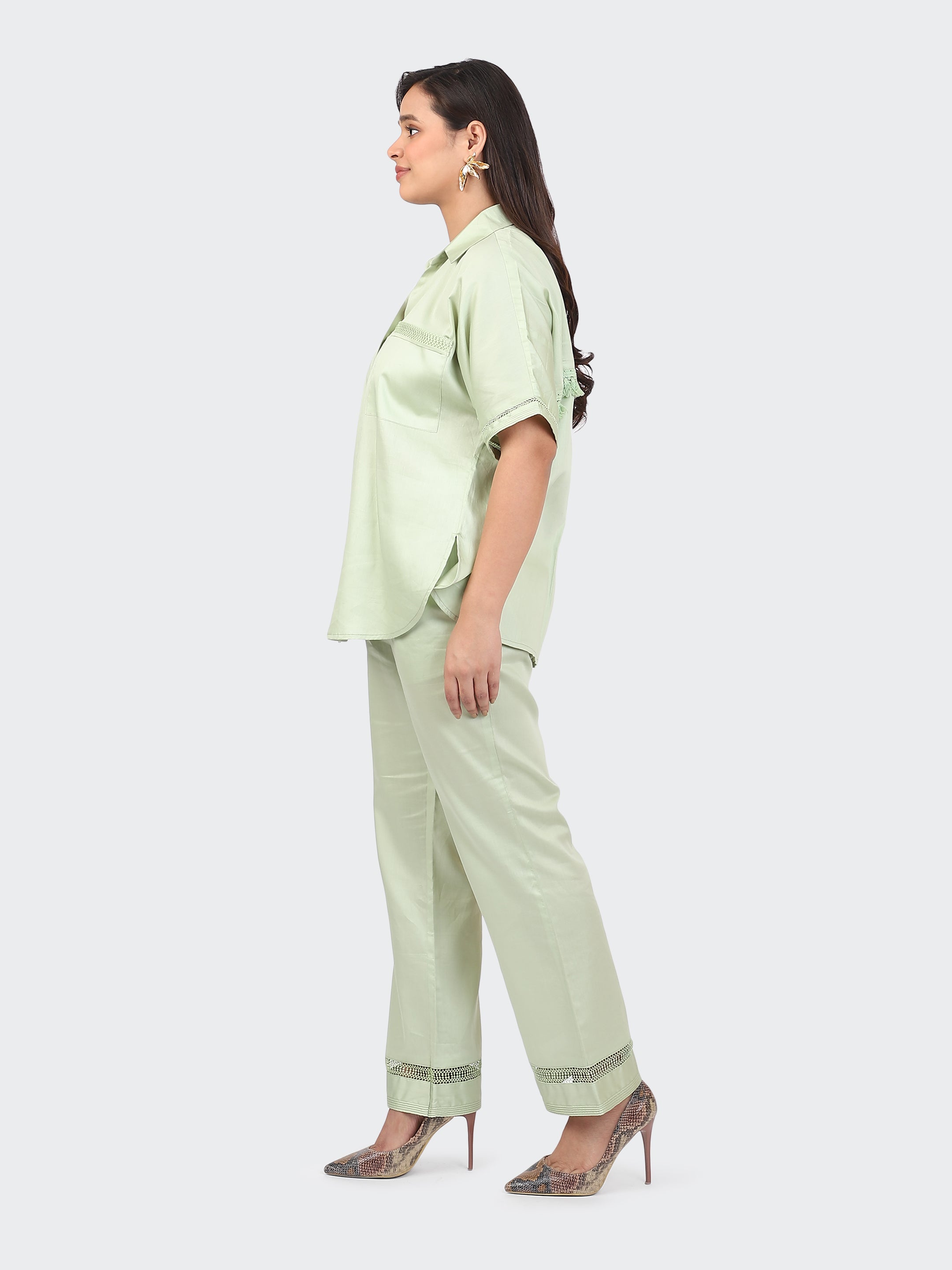 CO-ORDS DECORATIVE LACES ON POCKETS, SLEEVES, BACK, AND PANT BOTTOM-MINT