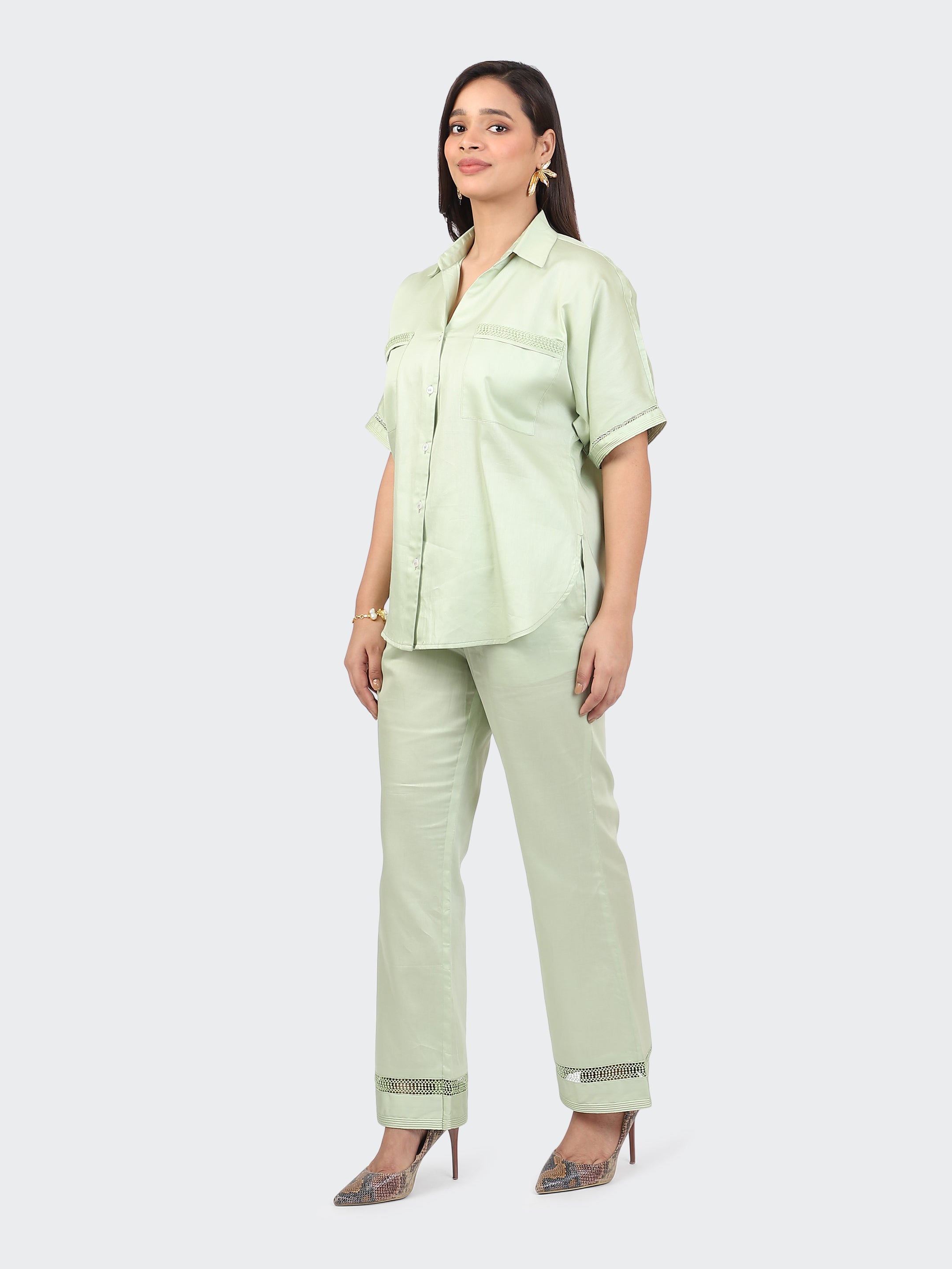 CO-ORDS DECORATIVE LACES ON POCKETS, SLEEVES, BACK, AND PANT BOTTOM-MINT