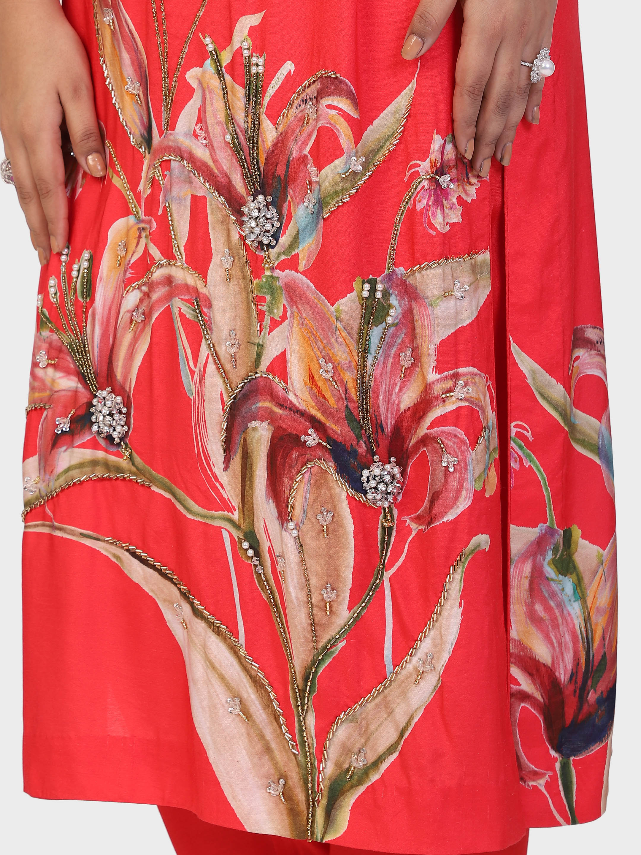 KURTA SET FEATURING HAND-EMBROIDERED FRONT, SLEEVES, AND DUPATTA-RED