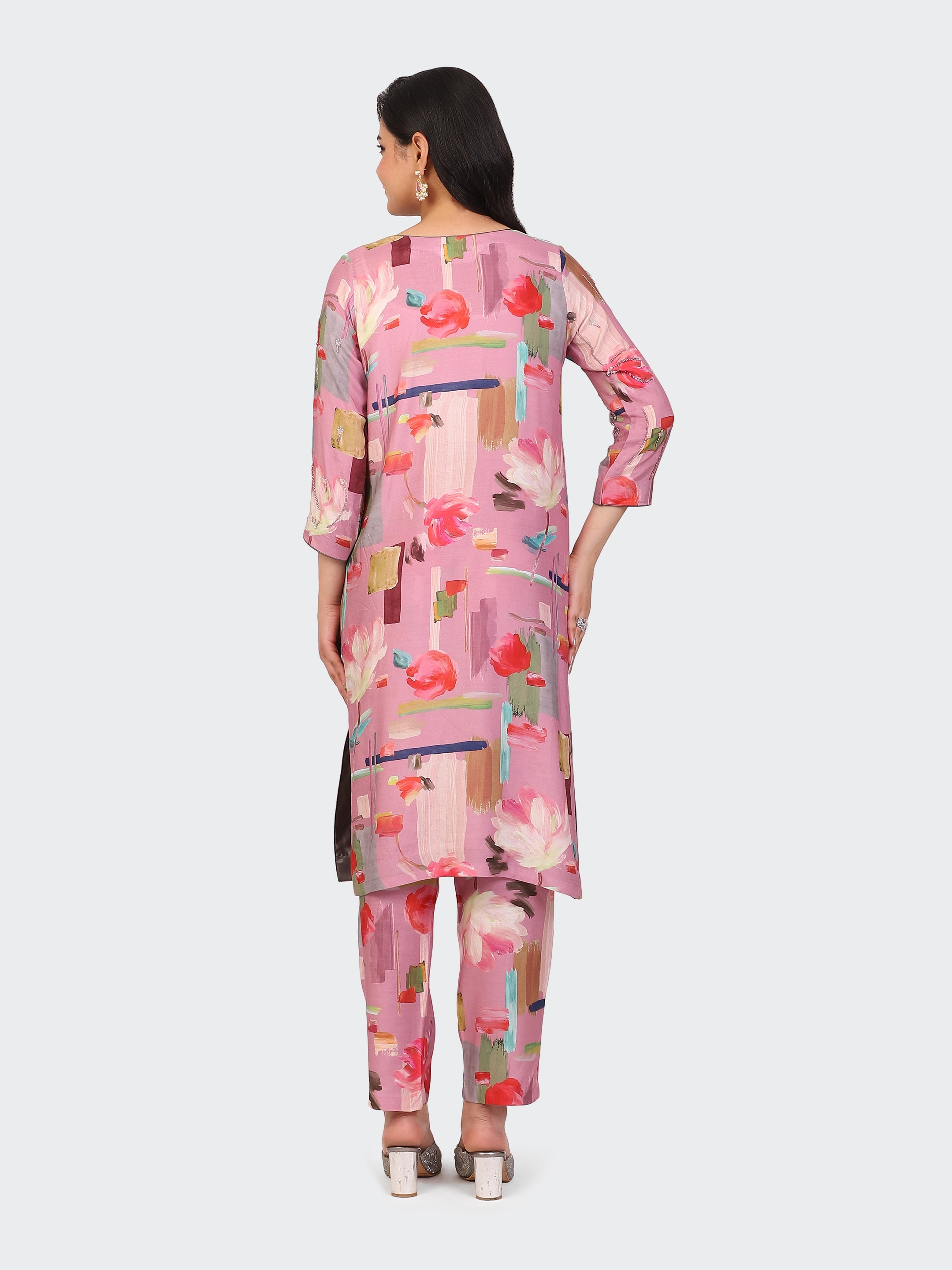 KURTA SET FEATURING HAND-EMBROIDERED FRONT, SLEEVES, AND DUPATTA-PINK