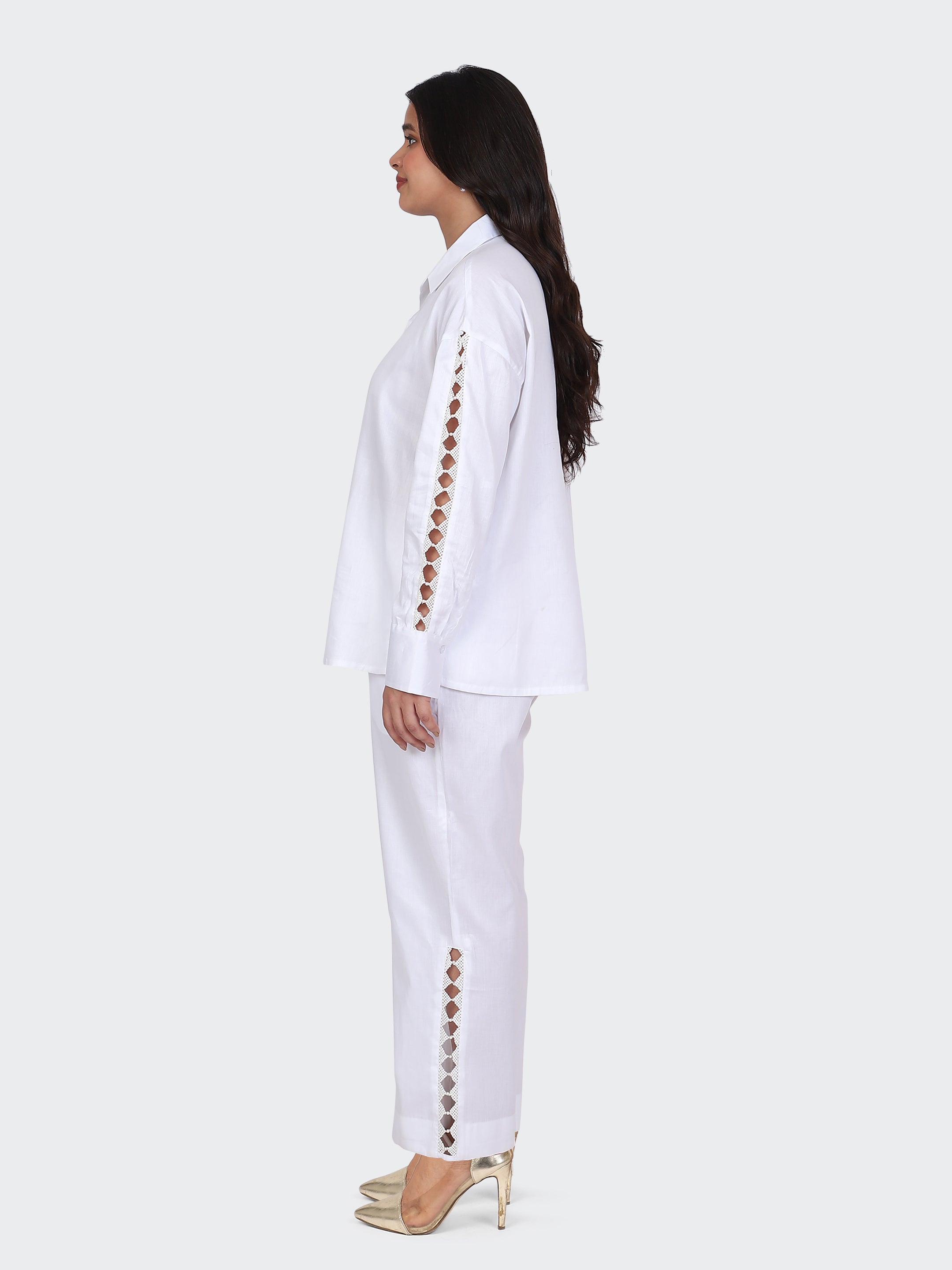 FINE COTTON COMFORTABLE CO-ORD SET-WHITE.