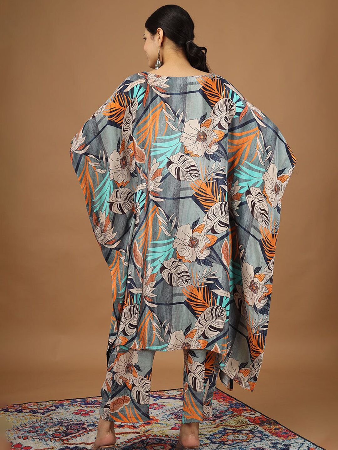 FLORAL PRINTED KAFTAN KURTA WITH TROUSER